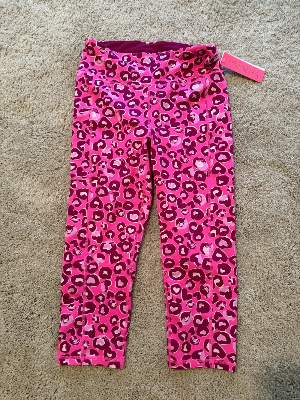 Lilly Pulitzer NWT Weekender high rise crop leggings in Don’t be a cheetah